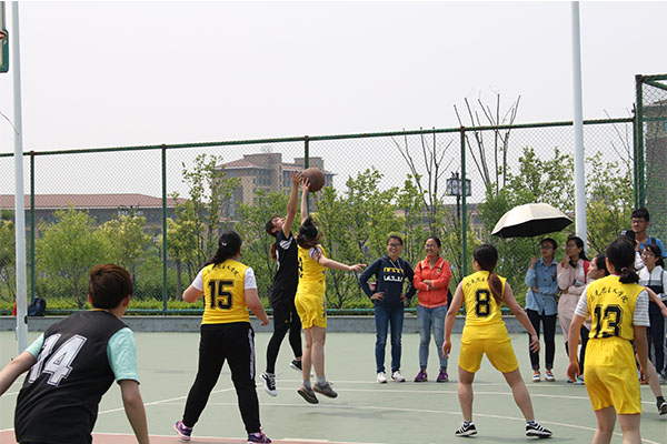 恭祝bet36365官网于bet36365路检测中心女子篮球赛中首战告捷